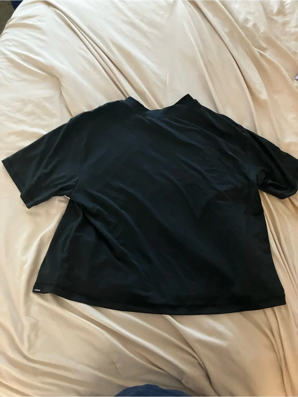 prAna Women's Size S Black Short Sleeve Henley Snap Neck Active Top Stretch Crop - Picture 13 of 16